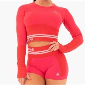 Ryderwear Seamless Long Sleeve Crop Top
